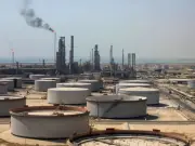 الدفاع السعودي يعترض طائرتين مسيرتين تستهدفان مصفاة رأس تنورة دون إصابات