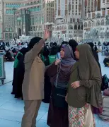 قوة التدريب بأمن العمرة تجسد احترافية إدارة الحشود بساحات الحرم المكي