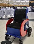 الهلال الأحمر يطلق اسم رفيعة على الكرسي الإسعافي الكهربائي في الحرمين