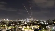 هجوم صاروخي إيراني جديد يهز القدس وتل أبيب بإصابات وإنذارات واسعة