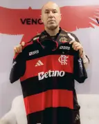 فلامنغو البرازيلي يعلن رسمياً تعاقده مع المدرب البرتغالي ليوناردو جارديم خلفاً لفيليبي لويس