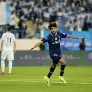 القادسية يكتسح الخلود برباعية والفيحاء يمطر شباك الأخدود بخماسية في دوري روشن