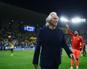 هلاليون: عقوبة جيسوس تثبت المخالفة رسمياً وتمثل مكسباً قانونياً ومعنوياً للنادي