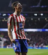 أتلتيكو مدريد يهزم توتنهام هوتسبير بخماسية مثيرة في دوري أبطال أوروبا