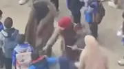غضب عارم في الجزائر بعد انتشار فيديو اعتداء معلمات على تلميذ داخل المدرسة