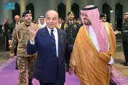 رئيس وزراء باكستان يغادر جدة بعد زيارة رسمية ناجحة