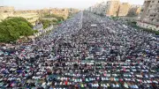 جدل ديني وسياسي في مصر: صلاة عيد مختلطة ودعاء شيعي يثيران مخاوف الخليج
