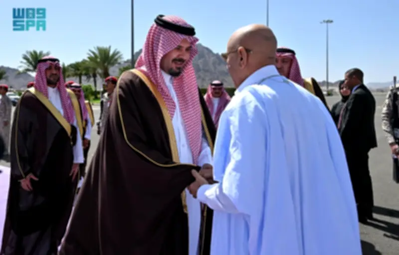 الرئيس الموريتاني يزور المدينة المنورة لأداء الصلاة في المسجد النبوي