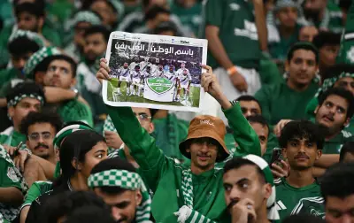 موقع عالمي يشيد بجماهير الأهلي: اللاعب رقم 12 يقود للتتويج الآسيوي