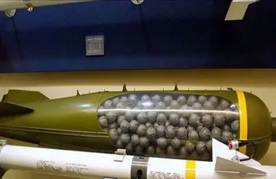 الحرس الثوري الإيراني يعلن الاستيلاء على 15 صاروخًا أمريكيًا ودراستها