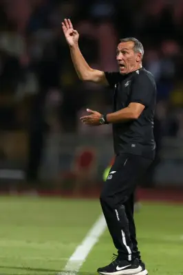 رسميًا: اليوناني دونيس مدربًا للمنتخب السعودي حتى يوليو 2027