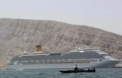 خلال 24 ساعة فقط.. سفن سياحية تنفذ أسرع عملية إخلاء بحري عبر مضيق هرمز