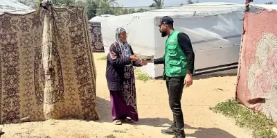 مركز الملك سلمان للإغاثة يوزع 24,750 وجبة ساخنة على الأسر المحتاجة في غزة