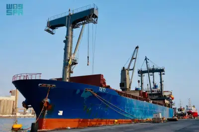 ميناء جازان يصدر أول شحنة أسمنت مكيس بقيمة 8 آلاف طن