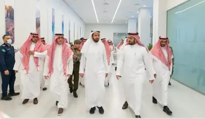 وزير الحج يتفقد منفذ الحديثة للاطلاع على استعدادات استقبال الحجاج