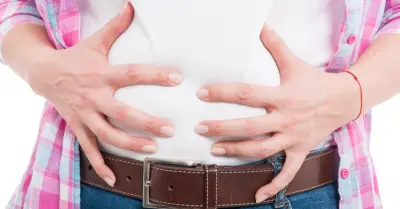 الانتفاخ: الأسباب والحلول لاضطراب هضمي شائع يؤثر على جودة الحياة