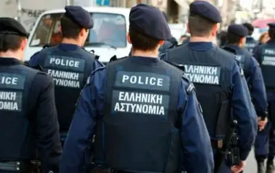 مسن ثمانيني يطلق النار داخل مكتب ضمان اجتماعي ومحكمة في أثينا