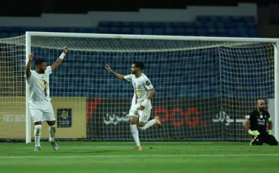 أبها يتوج بلقب دوري يلو والجبيل يهبط رسمياً