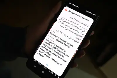 تصعيد إيراني في الخليج: هجوم بطائرات مسيرة على مطار الكويت واستهداف ناقلة نفط قطرية
