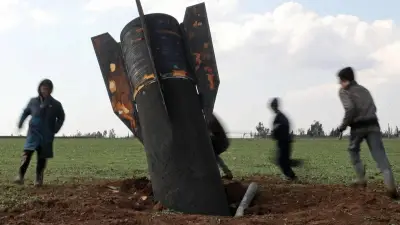 الرئيس السوري المؤقت أحمد الشرع يعلن فك الارتباط مع إيران ويؤكد الحياد الإيجابي