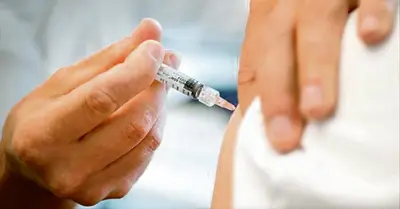 وزارة الصحة تدعو لتطعيم كبار السن بلقاحات وقائية تحميهم من مضاعفات الأمراض