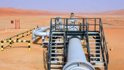 هل تخطط دول الخليج لإنشاء خطوط أنابيب جديدة لتقليل الاعتماد على مضيق هرمز؟