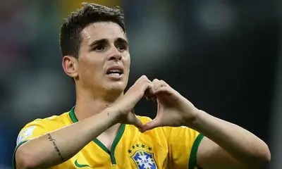 بعد توقف قلبه دقيقتين.. النجم البرازيلي أوسكار يعلن اعتزاله نهائياً عن كرة القدم