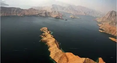 عُمان وإيران تبحثان تعزيز أمن الملاحة في مضيق هرمز ضمن اجتماع وكلاء الخارجية