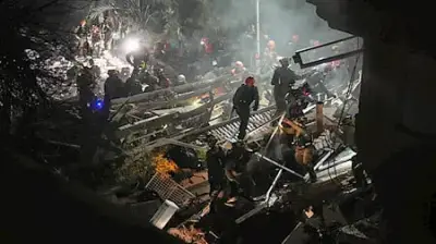 جيش الاحتلال الإسرائيلي يعلن فقدان الاتصال بأربعة أشخاص بعد سقوط صاروخ إيراني في حيفا