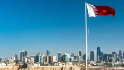 البحرين تفكك خلية تجسس إيرانية وتكشف تورطها في توثيق آثار الهجمات