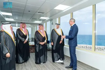 وزيرا النقل والاستثمار يتفقدان ميناء الملك عبدالله لتعزيز مرونة سلاسل الإمداد البحرية