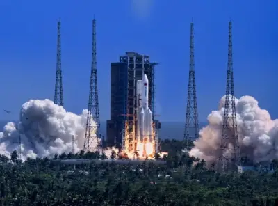 وزير التعليم يعلن عن إطلاق برنامج جديد لدعم الطلاب الموهوبين في المدارس الحكومية