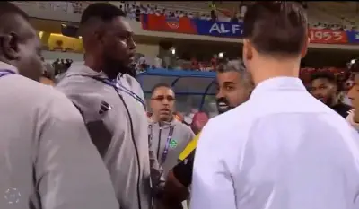 فيديو حديث الحكم الرابع مع مترجم الأهلي يُشعل أزمة قانونية جديدة في قضية التركيز على آسيا