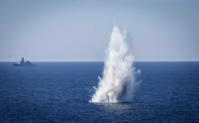 إيران تواجه صعوبات في تحديد مواقع جميع الألغام البحرية التي زرعتها في مضيق هرمز