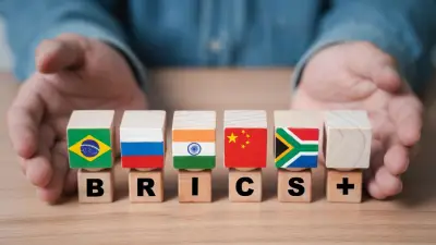 تعددية الأقطاب دون إذن: كيف أصبحت بريكس البديل الاستراتيجي للعالم العربي