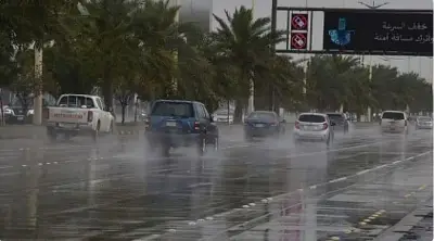توقعات المركز الوطني للأرصاد: أمطار رعدية غزيرة ورياح نشطة تضرب مناطق متعددة في المملكة