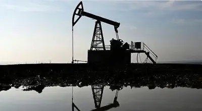 انخفاض أسعار النفط لليوم الثاني مع توقعات استئناف محادثات السلام الأمريكية الإيرانية