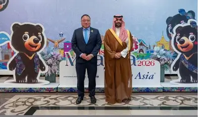 وزير الثقافة السعودي يلتقي نظيره الماليزي في كوالالمبور لتعزيز التعاون الثقافي