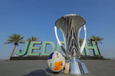 وزير التعليم يعلن عن إطلاق برنامج جديد لتعزيز مهارات الطلاب في العلوم والتكنولوجيا