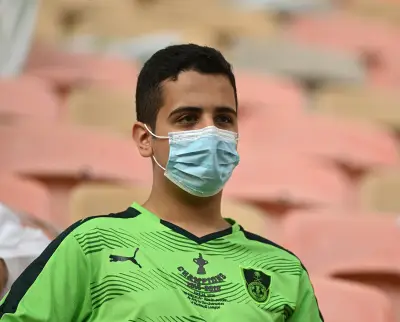 استشاري يحذر من تأثير الأتربة على لاعبي دوري أبطال آسيا والجماهير