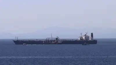 إيران تفرض شروطاً جديدة لمرور السفن في مضيق هرمز عبر تنسيق مع الحرس الثوري ورسوم عبور