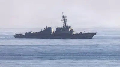 واشنطن تعلن شلّ التجارة البحرية مع إيران.. والحرس الثوري يهدد بإغلاق مضيق هرمز