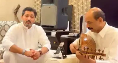 لقاء فني استثنائي يجمع عبادي الجوهر وفهد الكبيسي في جلسة غنائية خليجية مميزة