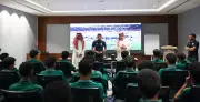 ياسر المسحل يلتقي لاعبي المنتخب السعودي تحت 17 عاماً في جدة