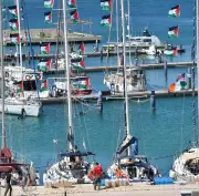 إسرائيل تعترض سفن مساعدات لغزة وتعتقل 175 ناشطاً في عرض البحر