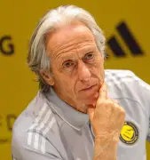 قلق جيسوس من إيقاف 6 نجوم في النصر قبل مواجهة الأهلي في دوري روشن