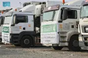 مركز الملك سلمان للإغاثة يرسل 9 شاحنات تحمل 6,480 سلة غذائية إلى عدن ضمن المرحلة الثانية