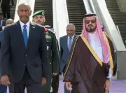 رئيس مجلس السيادة الانتقالي السوداني يغادر جدة بعد زيارة رسمية