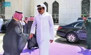 أمير قطر يغادر جدة بعد مشاركته في القمة الخليجية التشاورية