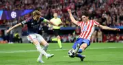 تعادل أتلتيكو مدريد وأرسنال بهدف لكل منهما في نصف نهائي الأبطال